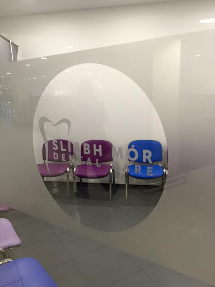 Glass partition in the clinic